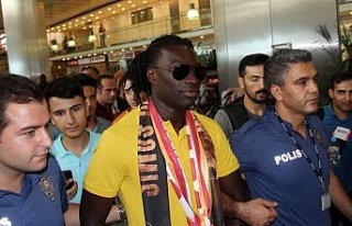 Gomis İstanbul’dan ayrıldı