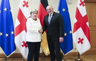 Gürcistan Devlet Başkanı Margvelaşvili ile görüştü