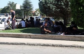 İstanbul yerine Elazığ’da bırakılan Afganlılar...