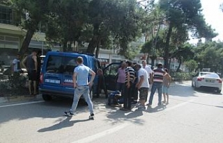 Jandarma aracı kaza yaptı: 2 yaralı