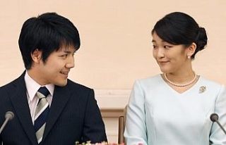 Japon prensesin düğünü parasızlıktan ertelenebilir