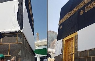 Kabe’nin örtüsü değişiyor