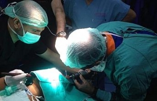 Kafasına demir saplanan çocuk ameliyata alındı
