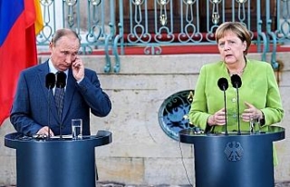 Merkel ile Putin görüştü