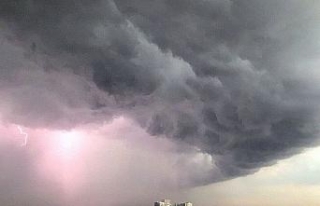 Moskova’da fırtına ve korkutan hortumlar