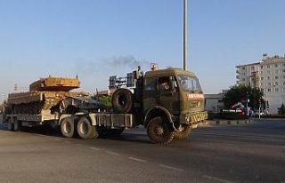 Münbiç ve Tel Rıfat’a askeri sevkiyat sürüyor