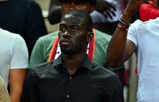 Ndiaye tribünde