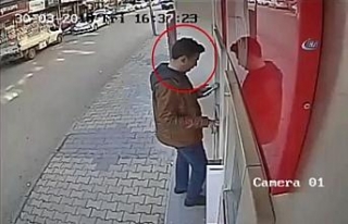 ’Oltalama’ yöntemi ile dolandırıcılığa 44...