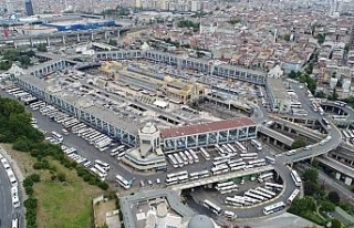 Otogardaki bayram yoğunluğu havadan görüntülendi