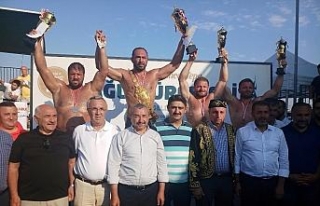 Sancaktepe’de başpehlivan Ali Gürbüz oldu