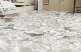 Suudi Arabistan’a kar yağdı