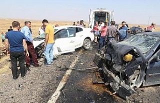 Trafik kazası: 1 ölü, 2’si ağır 9 yaralı
