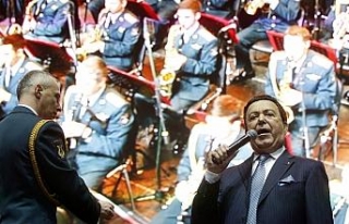 Ünlü ses sanatçısı hayatını kaybetti