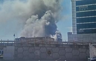 Yangını 6 işçi dumandan etkilendi