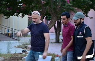 Adana’da FETÖ operasyonu: 9 gözaltı