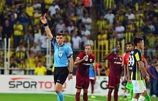 Ali Palabıyık’ın eli cebinden ayrılmıyor
