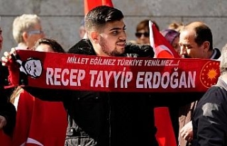 Almanya’da Cumhurbaşkanı Erdoğan’a sıcak karşılama