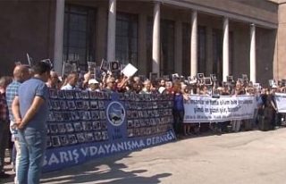 Ankara Garı saldırısında ölenler anıldı