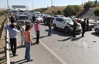 Ankara’da 17 araç birbirine girdi