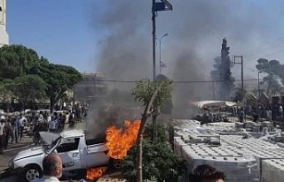 Azez’de bomba yüklü bir araç patladı: 3 ölü