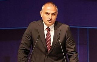 Bakan Ersoy öğretmenlere müjde verdi