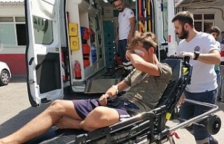 Bulduğu tabancayı kurcalarken kendini gözünden...