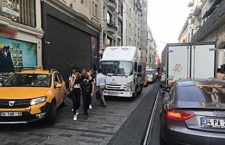 Burası E-5 değil, İstiklal Caddesi