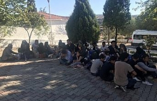 Çanakkale’de 47 kaçak göçmen yakalandı