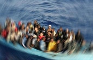 Göçmen botları battı: 100’den fazla ölü