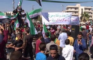 İdlib’de halk Türklere şükran, Esad’a öfke...