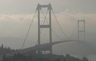 İstanbul’da sis kartpostallık görüntüler oluşturdu