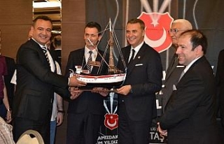 Karadeniz’den Fikret Orman’a destek