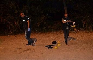 Kız meselesi yüzünden silah ve bıçakla birbirlerine...