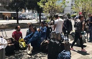 Maduro’nun çağrısına uyup yurtlarına dönüyorlar