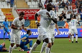 Mbaye Diagne gole doymuyor