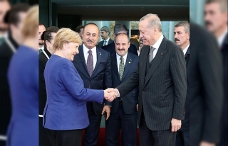 Merkel, Cumhurbaşkanı Erdoğan’ı uğurladı