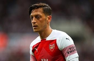 Mesut Özil 200. resmi maçını boş geçmedi