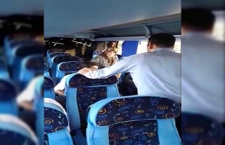 Otobüsün mazotu bitti, yolculardan mazot parası...