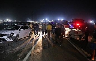 Otomobil 4 aracı biçti: 1’i çocuk 7 yaralı
