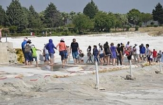 Pamukkale’de sıcak hava balon taşımacılığı...