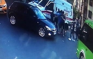Sağlık görevlilerine tekme ve tokatlı saldırı...