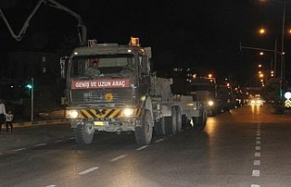 Sıfır noktasına askeri sevkıyat sürüyor
