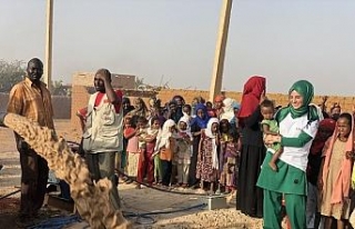 Sosyal medya fenomeni Sudan’da su kuyusu açtı