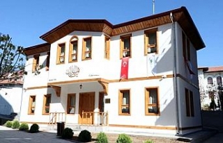Tarihi konaklar geleceğe taşınıyor