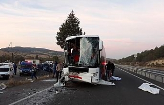 Uşak’ta otobüs kazası: 1 ölü, 26 yaralı