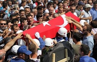 Zonguldak’ta şehidi on binler uğurladı