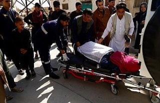 Afganistan seçimlerinin birinci gününde 192 saldırı,...