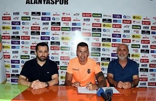 Aytemiz Alanyaspor, Emre Güral ile yolları ayırdı