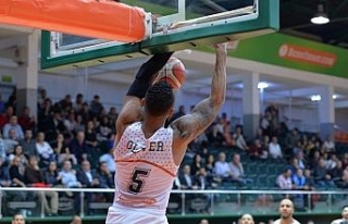 Banvit Fransa şampiyonunu ezdi