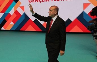 "Bölücülerin diliyle konuşanların tek derdi..."